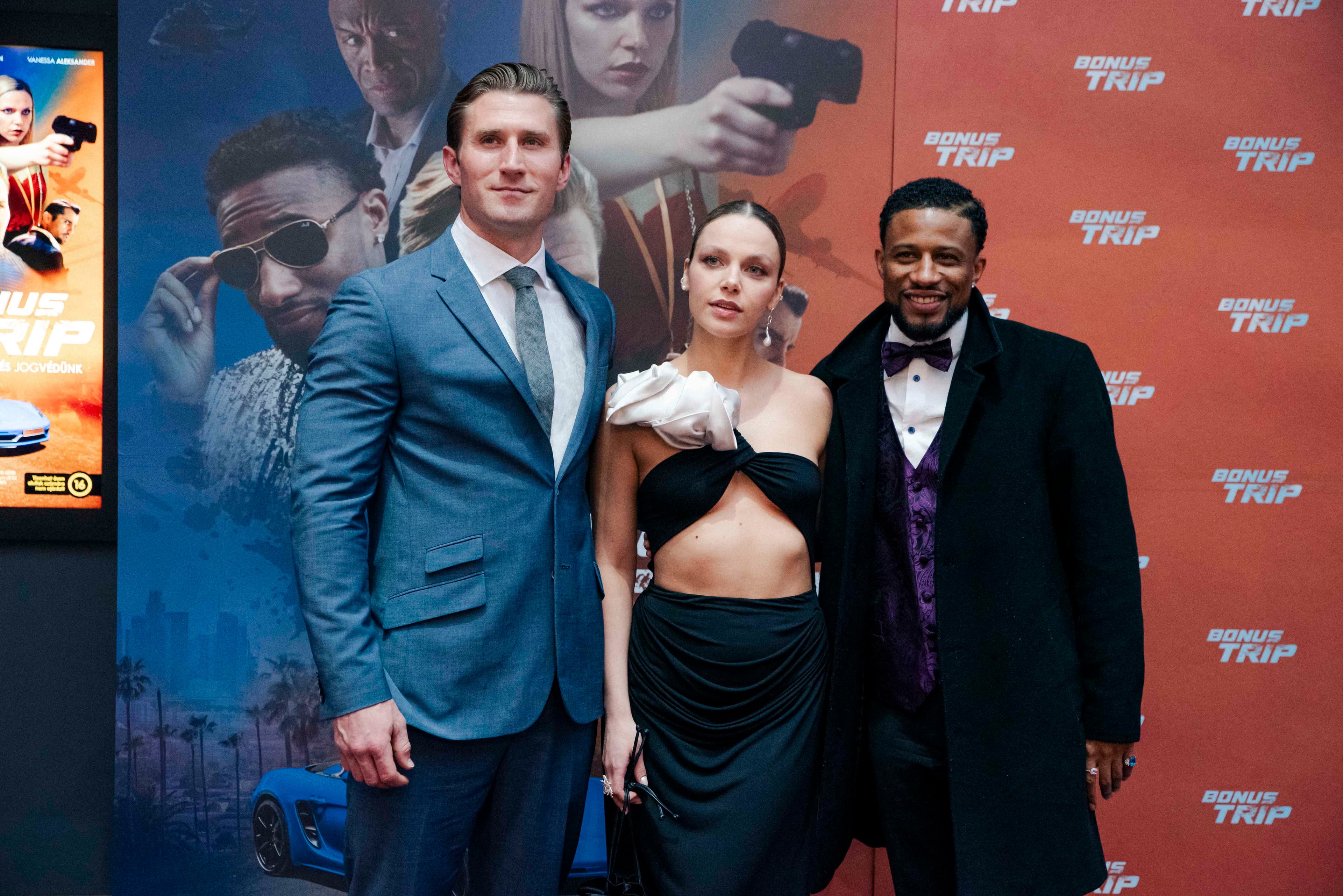 Camryn Jackson and Bonus Trip cast at Premiere